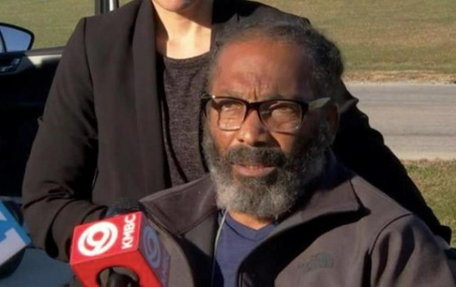 В США после 43 лет в тюрьме на свободу вышел невиновный