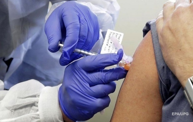 Почти две трети украинцев уверены в необходимости COVID-вакцины