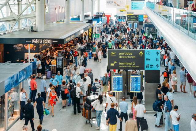 Впервые в мире: в аэропорту Хельсинки откроют секонд-хенд
