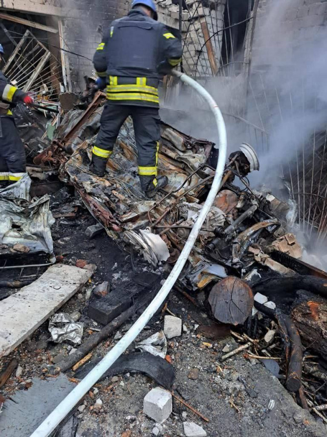 Ракетний удар по Дніпру: окупанти поцілили в лікарню, є постраждалі
