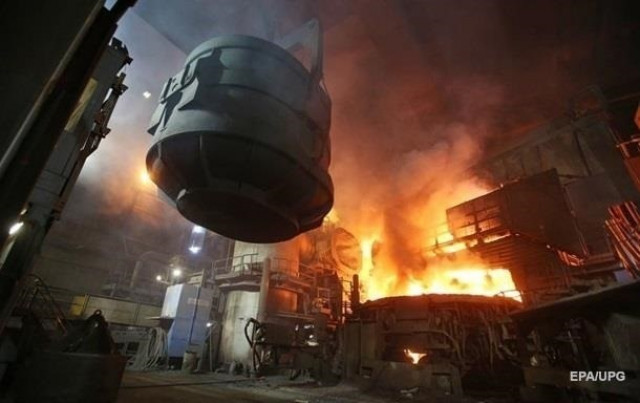 Украинские металлурги остались на 9 и 13 месте среди мировых производителей
