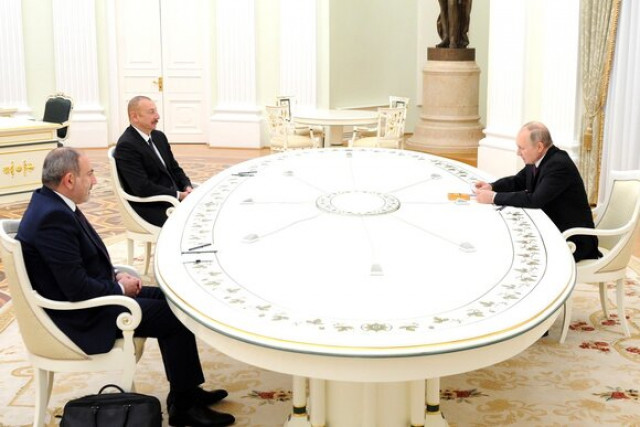 Опубликовано заявление по итогам встречи Путина, Алиева и Пашиняна
